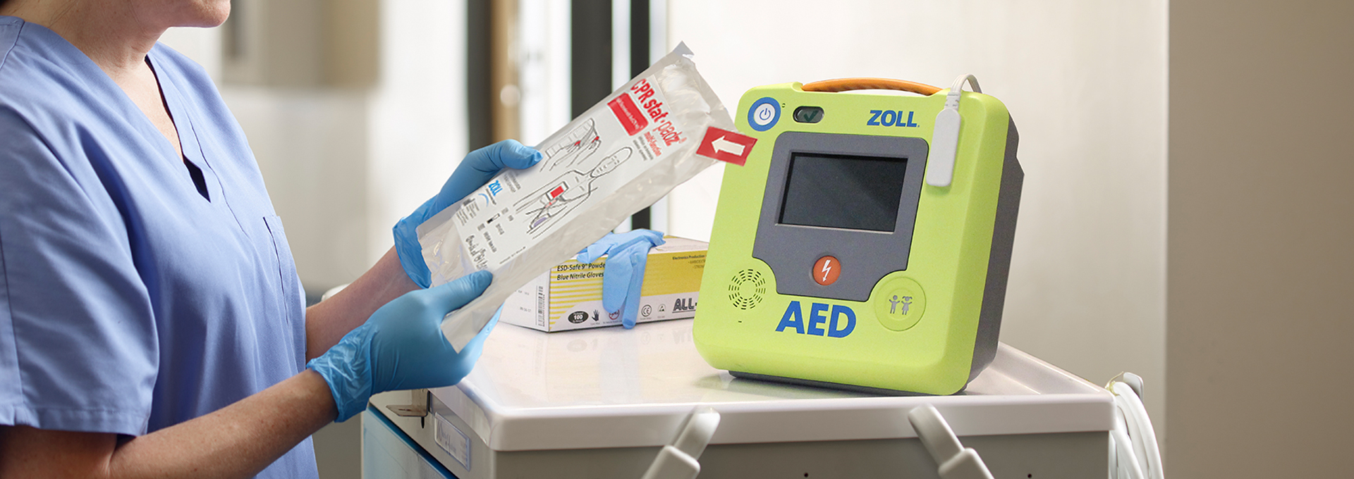 aed3 7 Sicheres Herz - ZOLL - AED - Defibrillator
